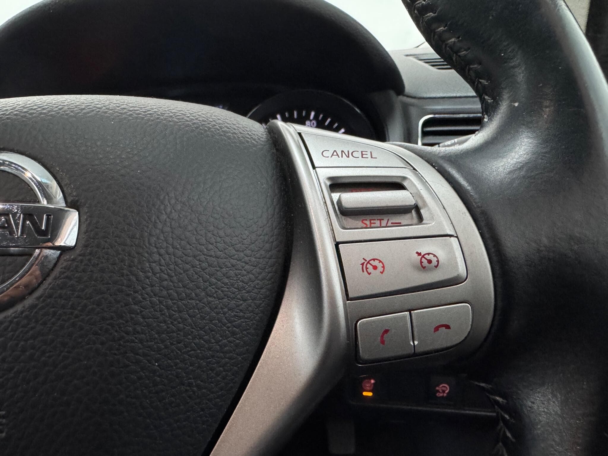2017 Nissan Pulsar - Thumbnail 21