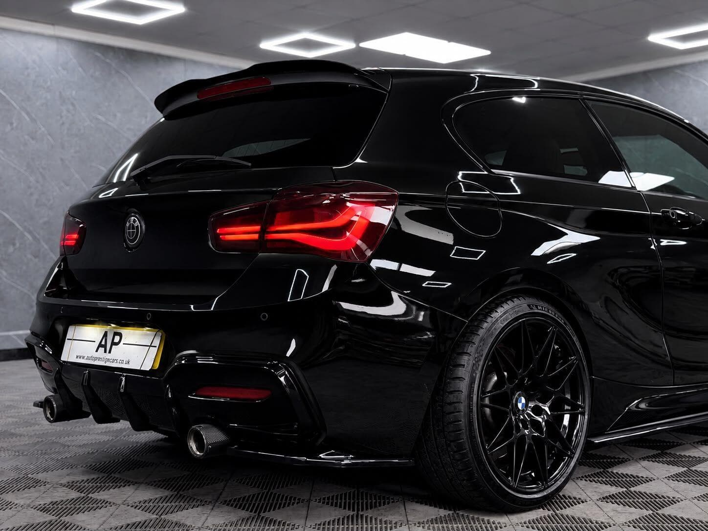 2018 BMW 1 Series - Thumbnail 9