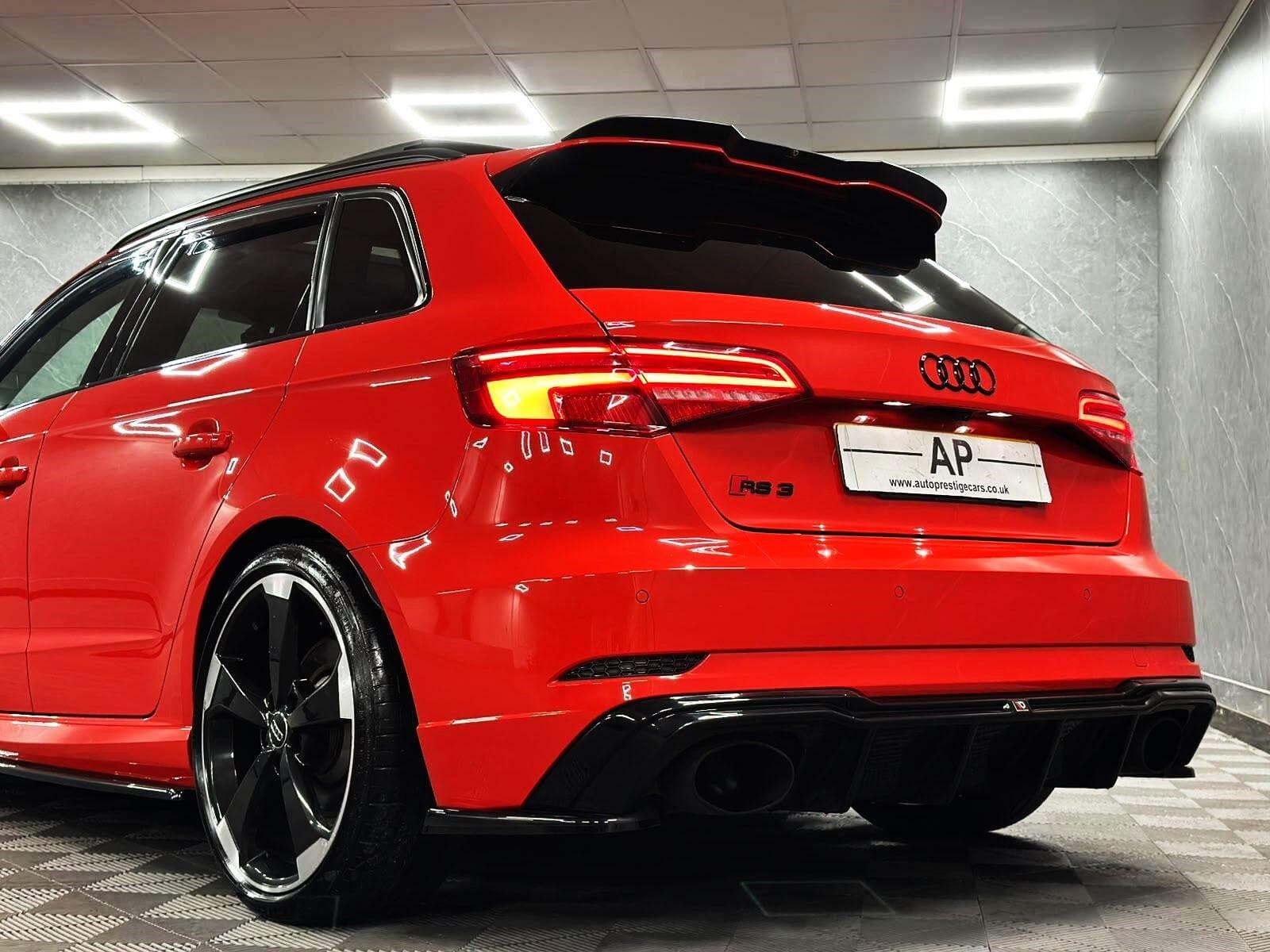 2018 Audi RS3 - Thumbnail 41