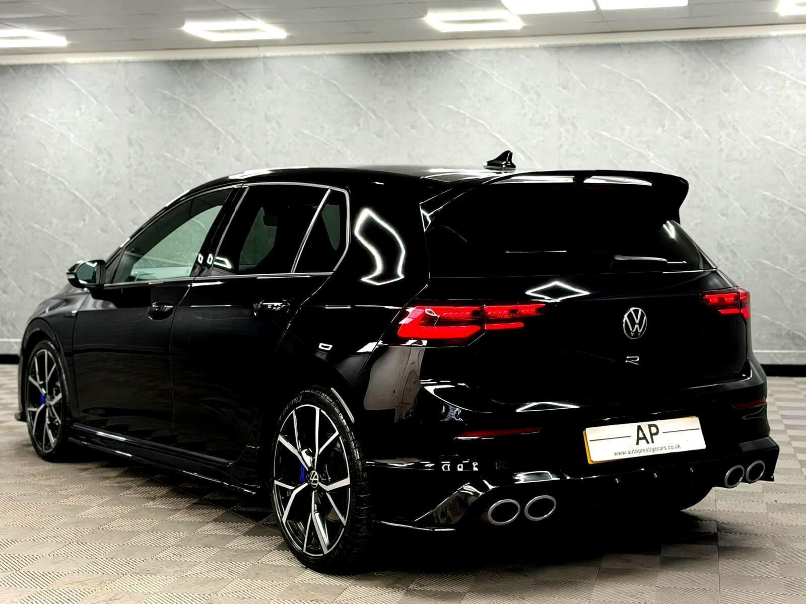 2021 Volkswagen Golf - Thumbnail 24