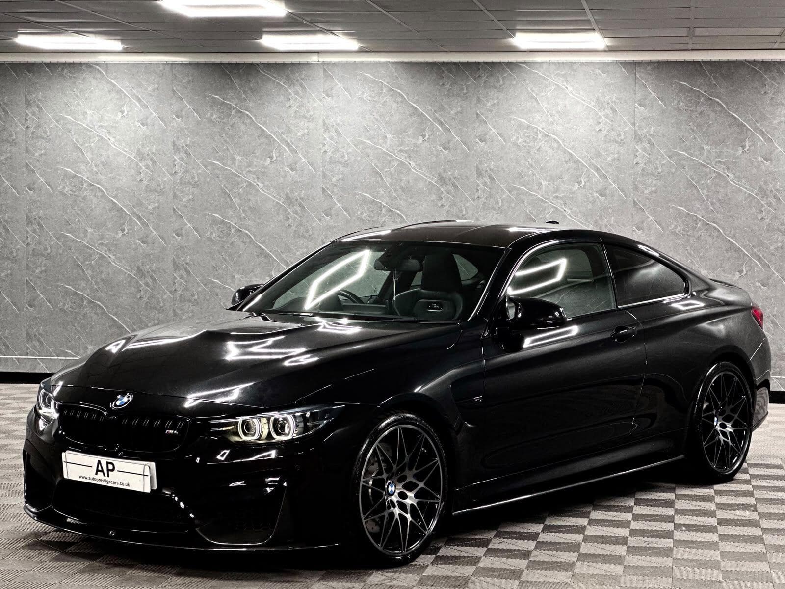 2017 BMW M4 - Image 3