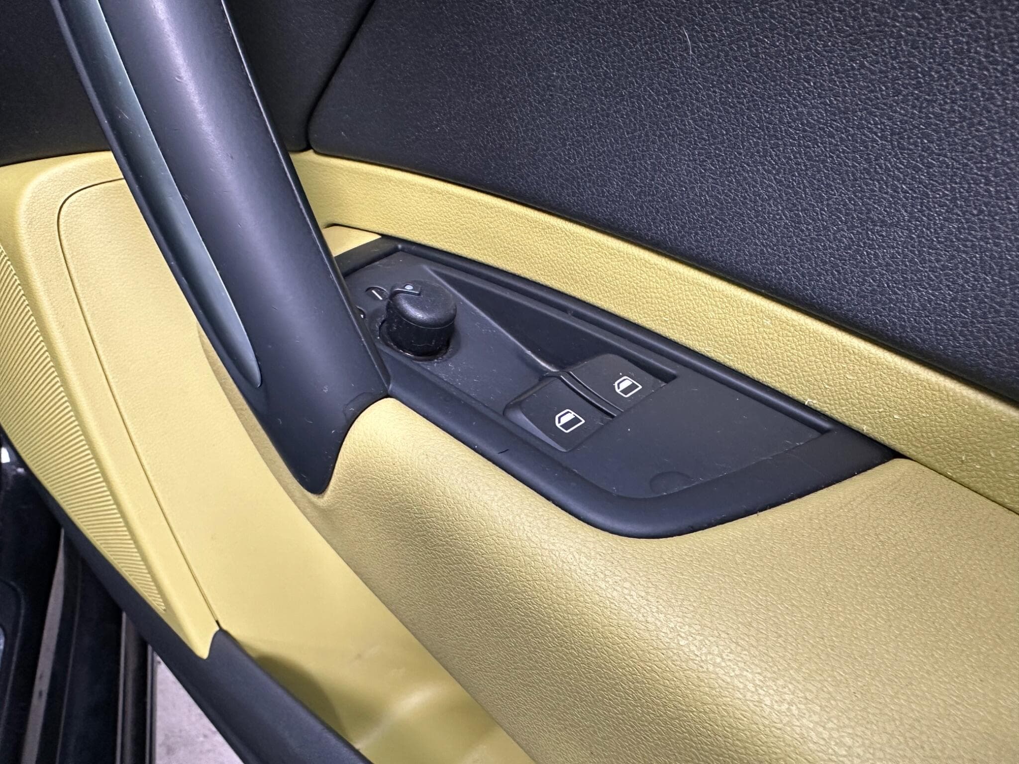 2011 Audi A1 - Thumbnail 20