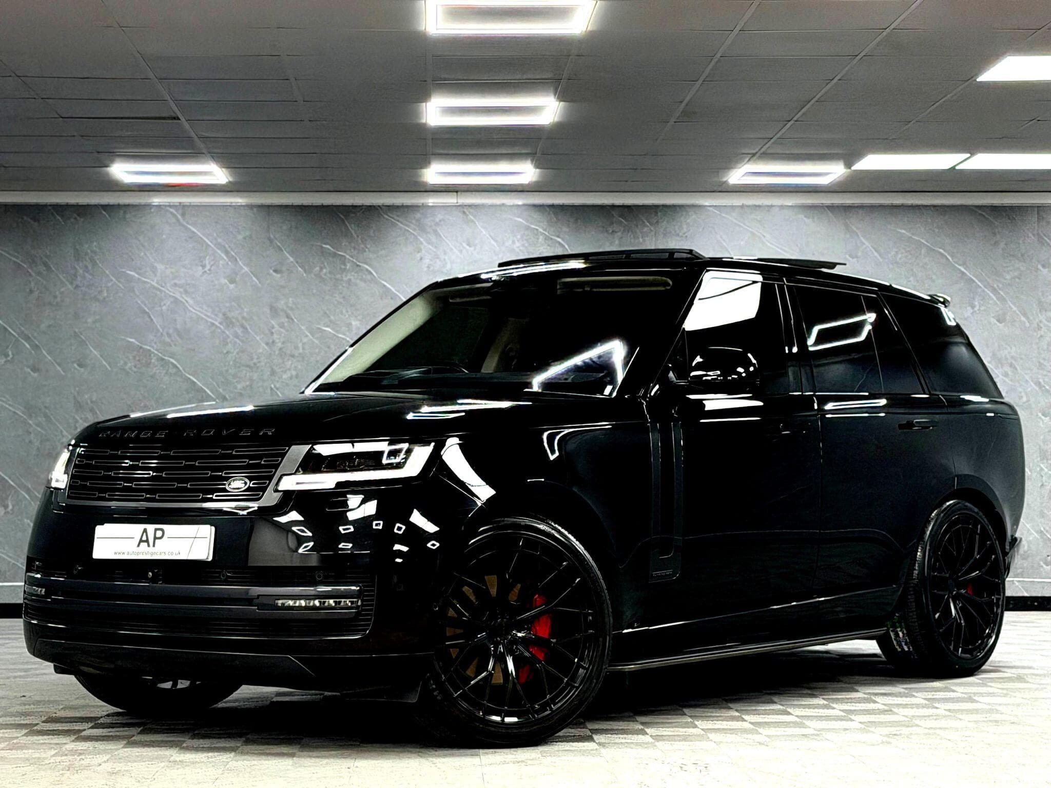 2022 Land Rover Range Rover - Image 4