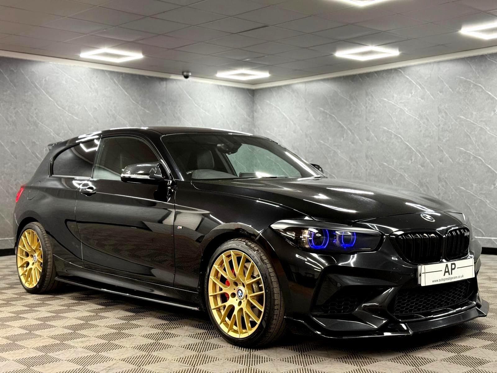 2017 BMW 1 Series - Thumbnail 13