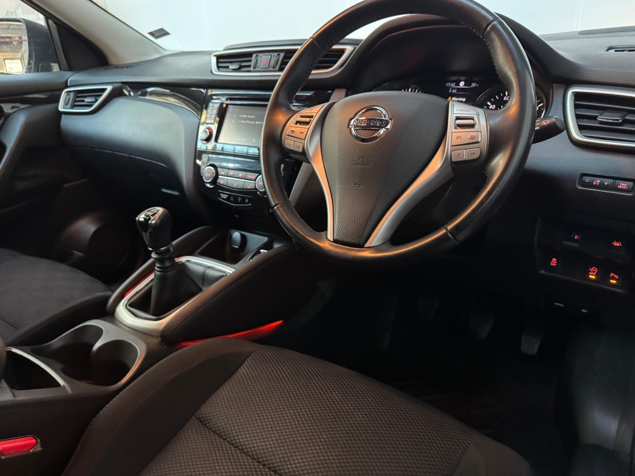 2016 Nissan Qashqai - Image 4