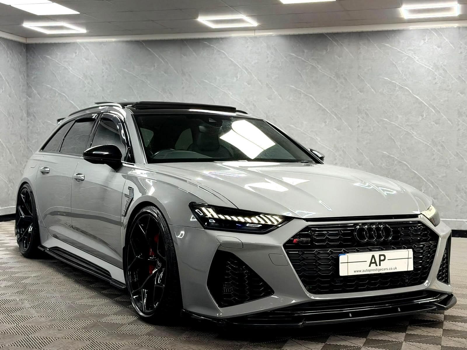 2020 Audi RS6 Avant - Thumbnail 22