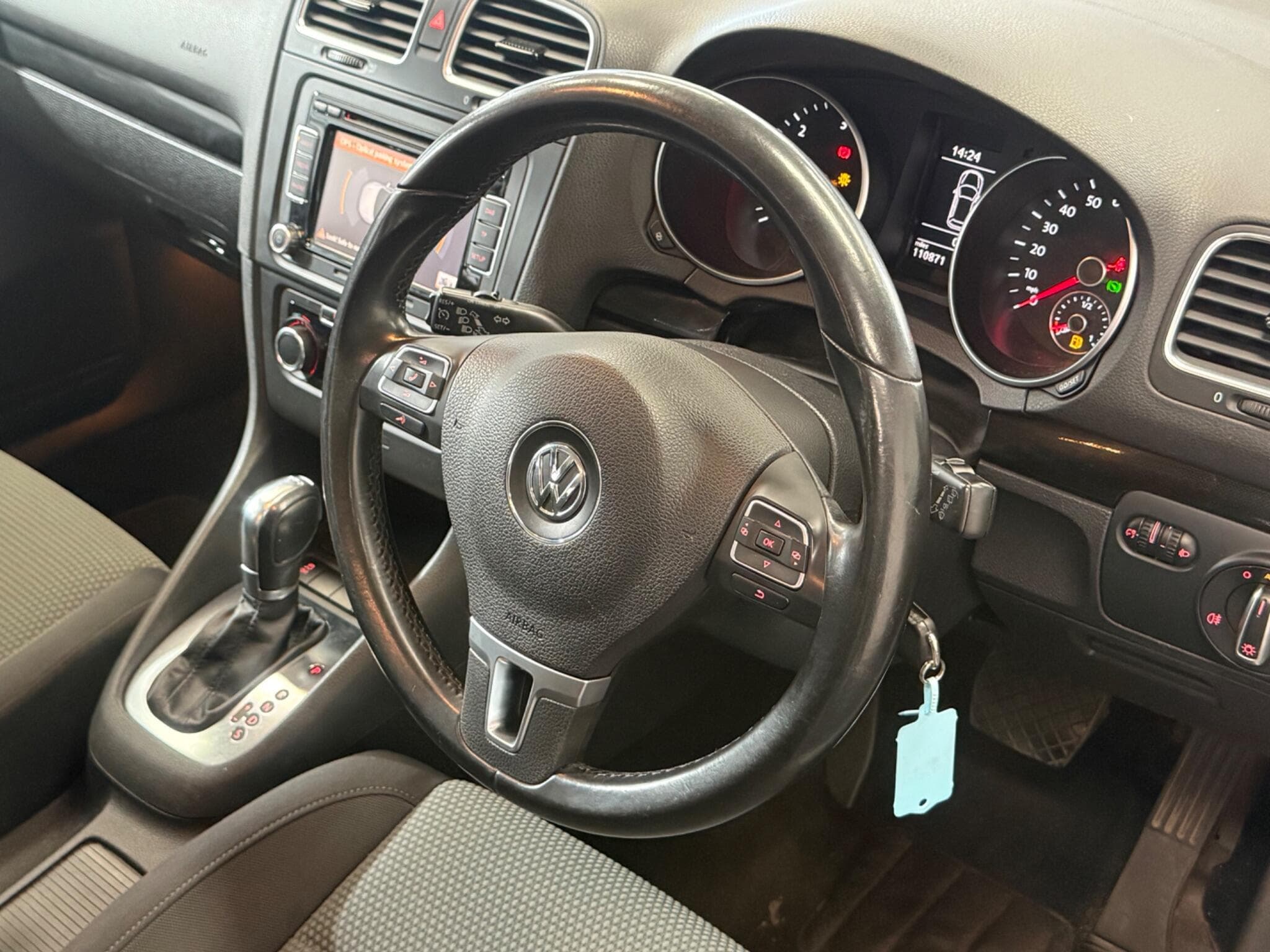 2012 Volkswagen Golf - Thumbnail 47