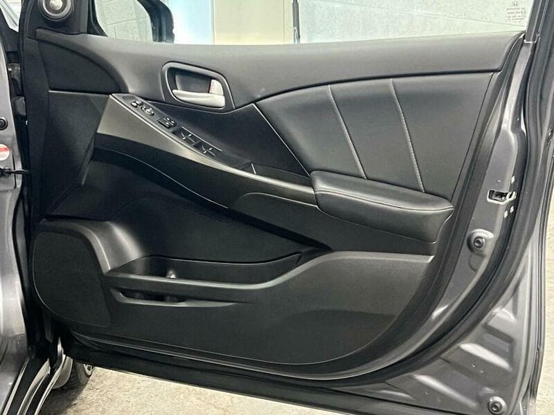 2015 Honda Civic - Thumbnail 28