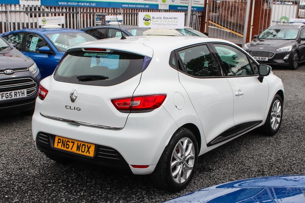 2017 Renault Clio - Thumbnail 10