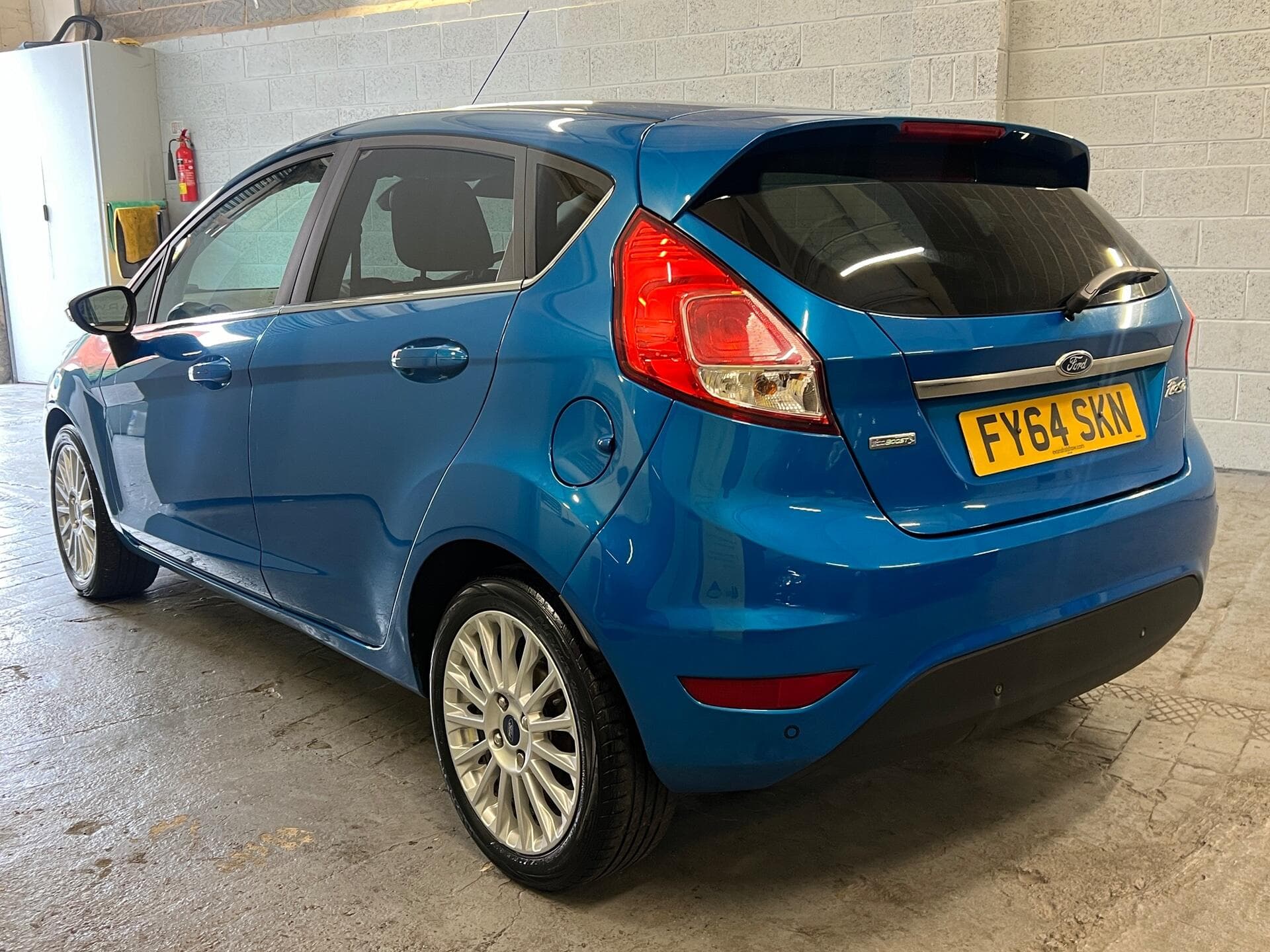 2014 Ford Fiesta - Thumbnail 7
