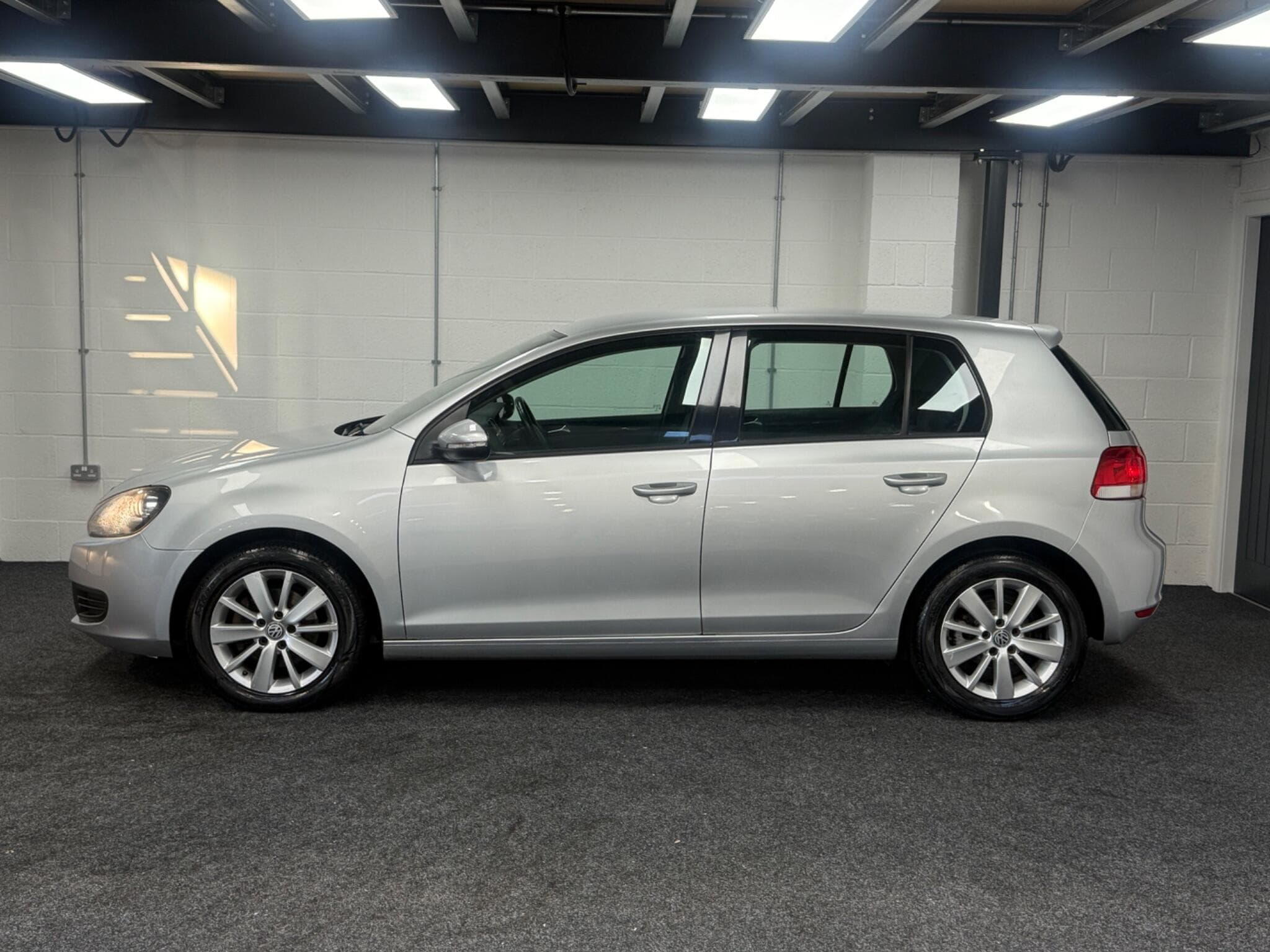2012 Volkswagen Golf - Thumbnail 8