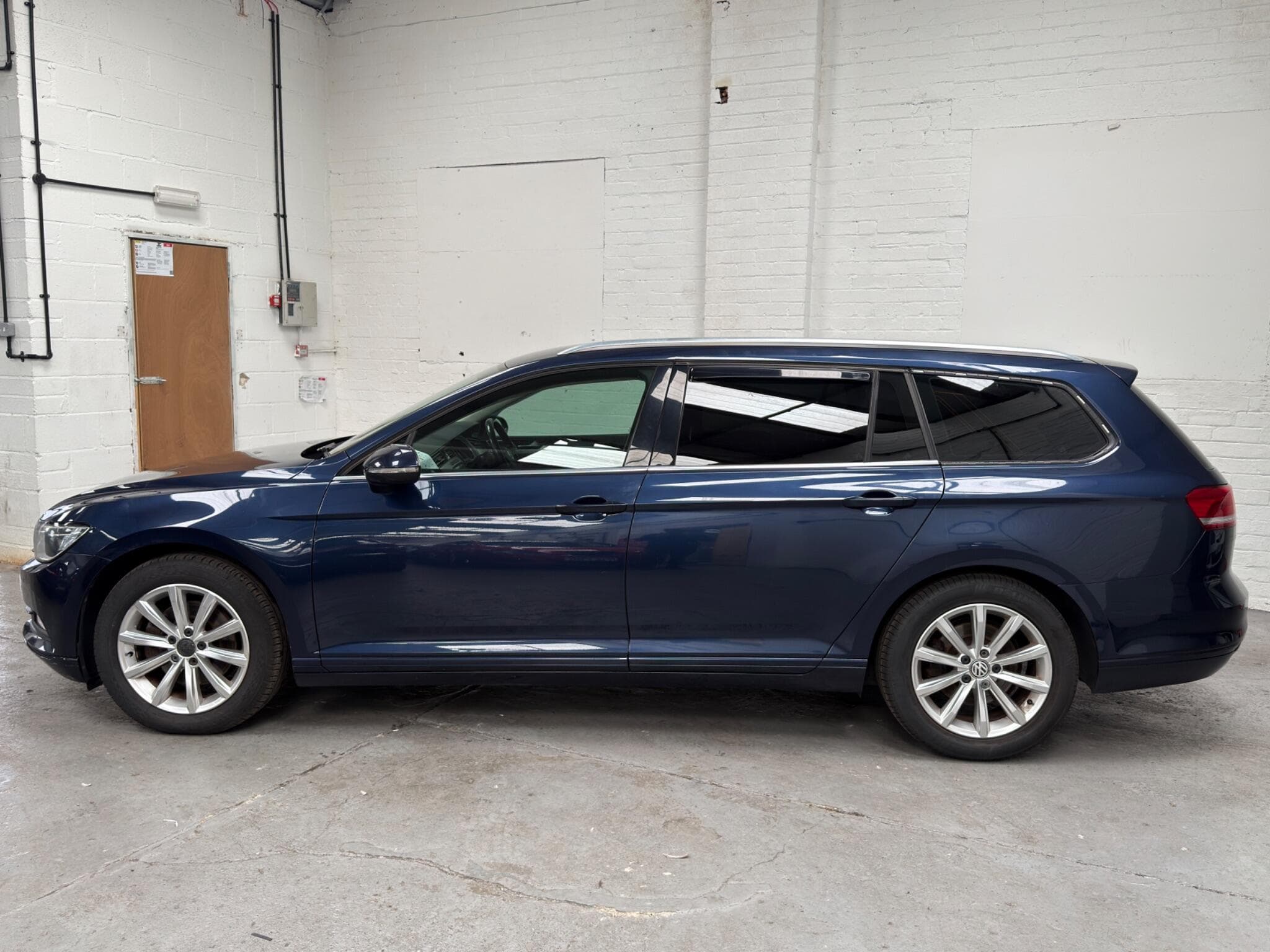 2015 Volkswagen Passat - Thumbnail 7