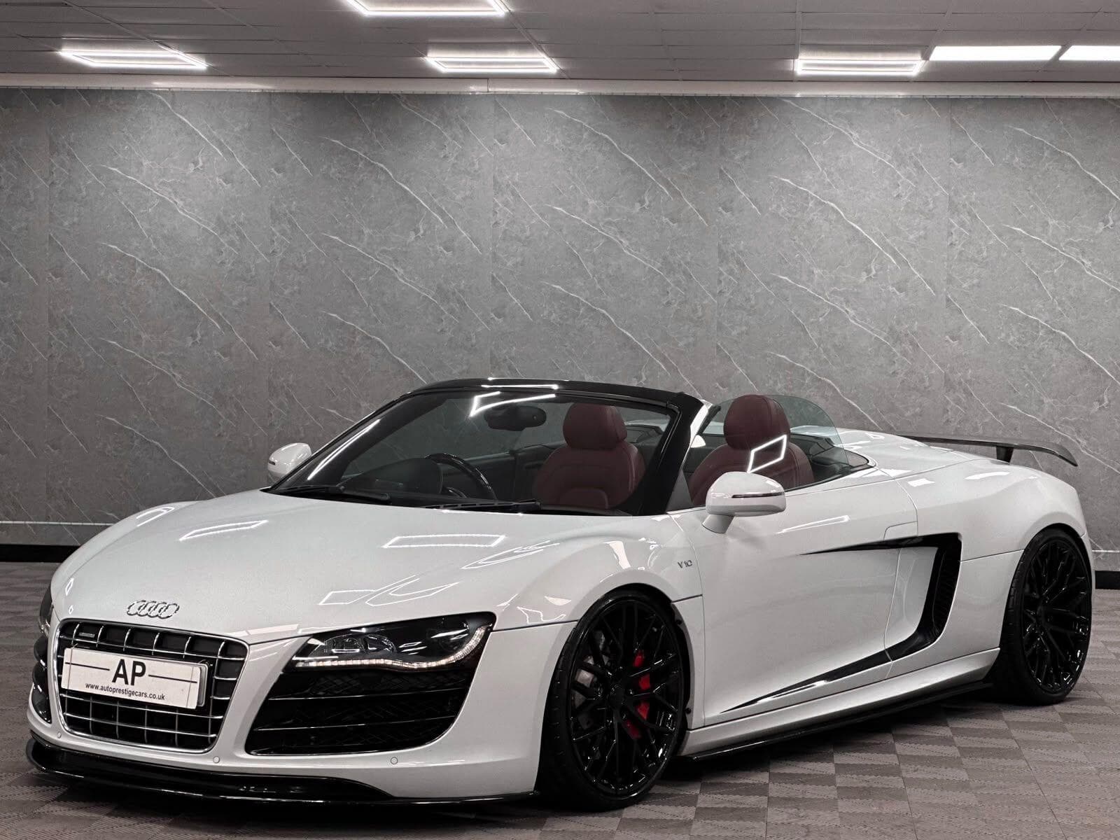 2010 Audi R8 - Thumbnail 23