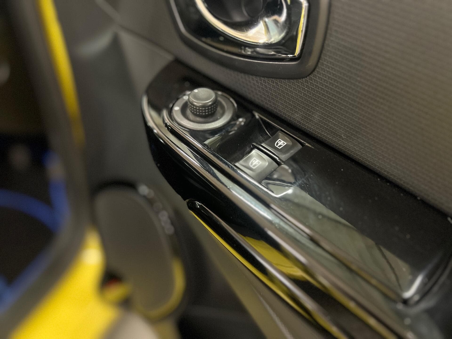 2013 Renault Clio - Thumbnail 29