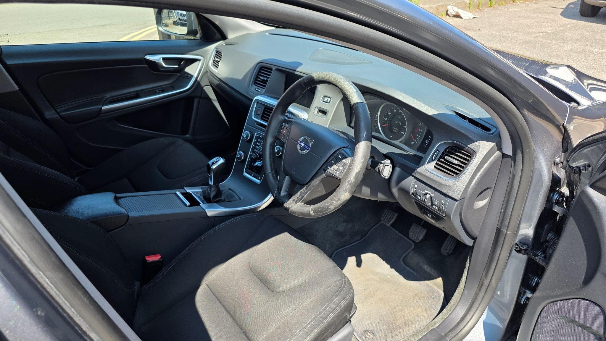 2017 Volvo S60 - Thumbnail 8