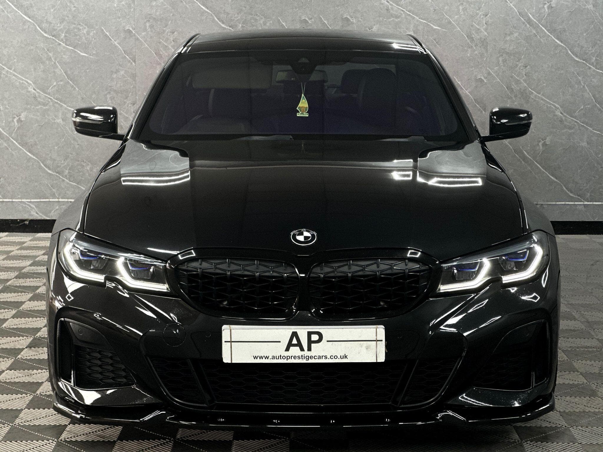 2019 BMW 3 Series - Thumbnail 31