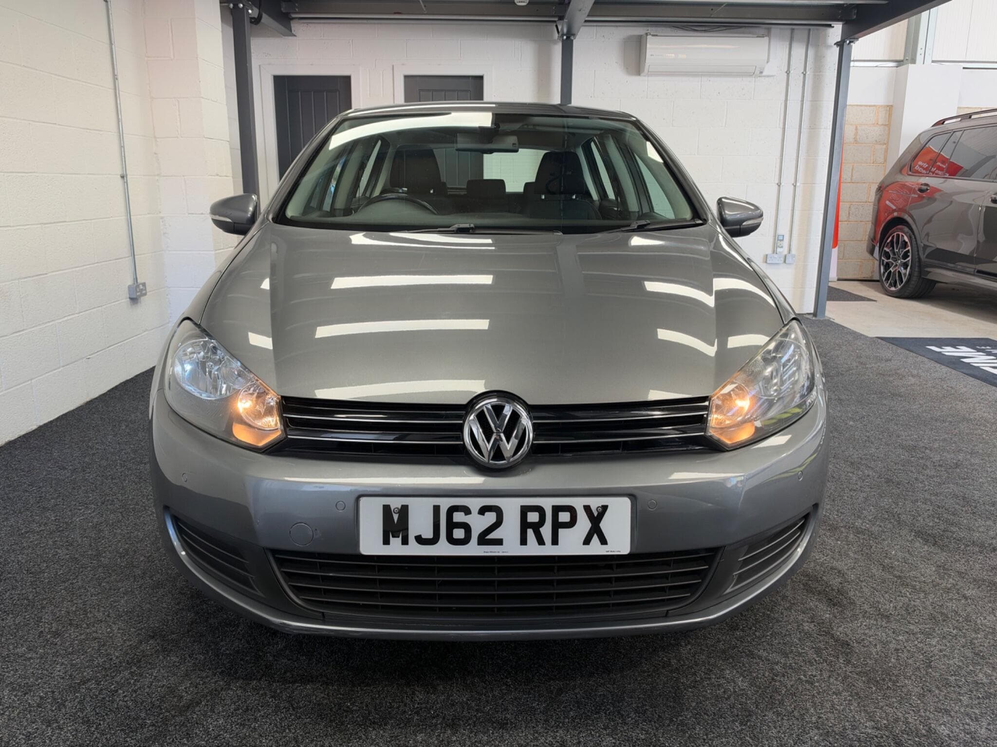 2012 Volkswagen Golf - Image 3