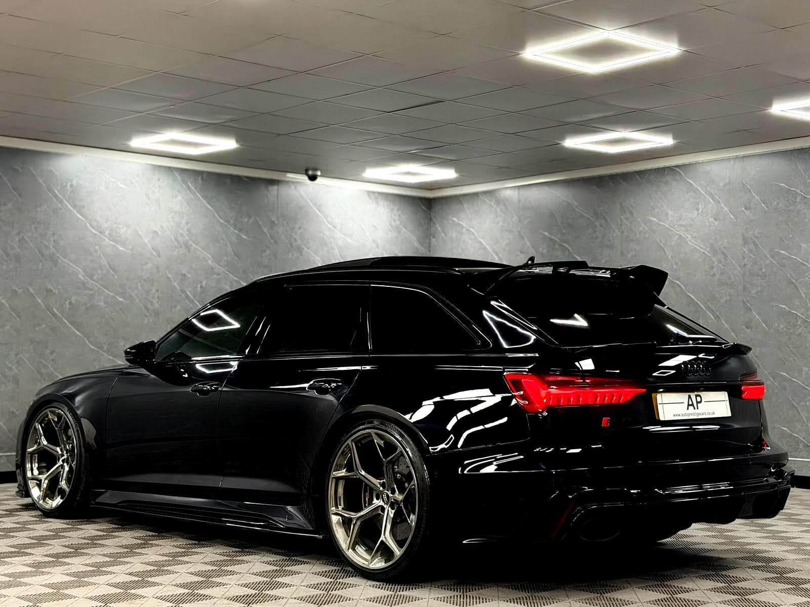 2020 Audi RS6 Avant - Thumbnail 35