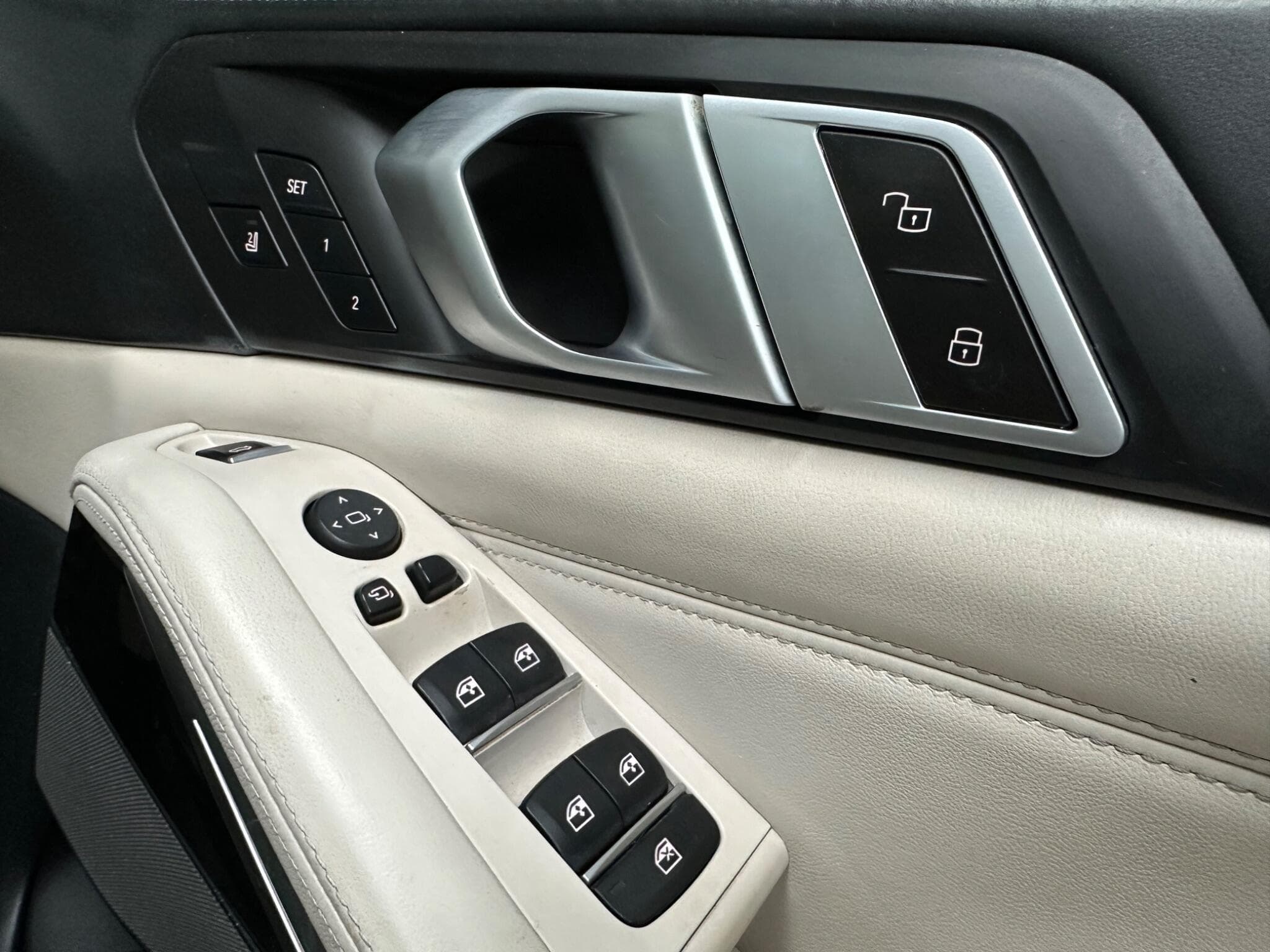 2018 BMW X5 - Thumbnail 36